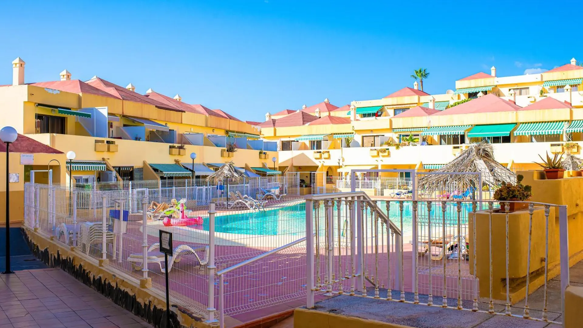 Mareverde Studio Near Fanabe Beach And X-Sur Costa Adeje  0*, Costa Adeje (Tenerife) Spain