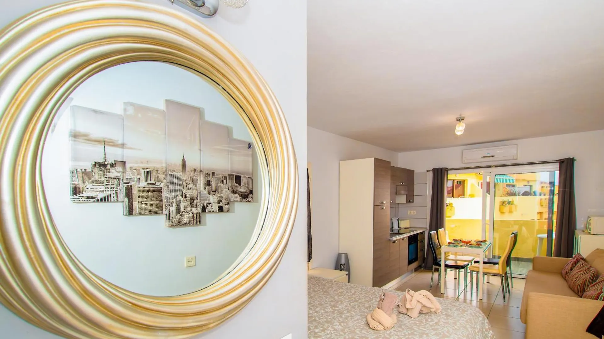 Mareverde Studio Near Fanabe Beach And X-Sur Costa Adeje  Costa Adeje (Tenerife)